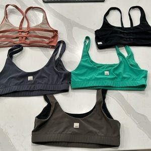 5 Vuori sports bras Size Medium